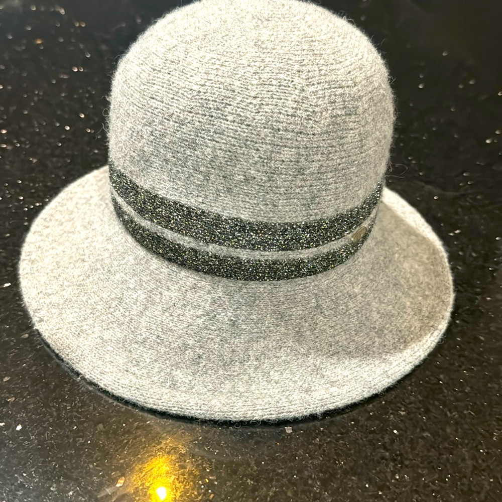 NWT Adora soft felt gray hat with metallic stripes